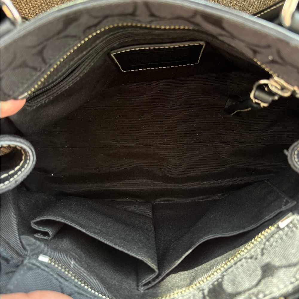 Vintage Black Coach Handbag - Picture 4 of 4